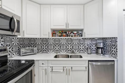 3910 Inverrary Boulevard Lauderhill FL 33319