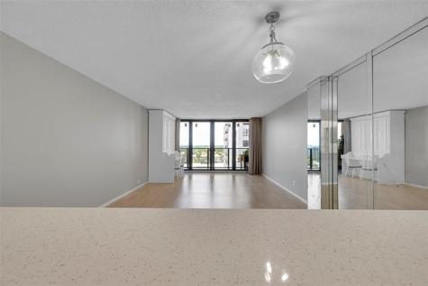 2301 S Ocean Drive Hollywood FL 33019