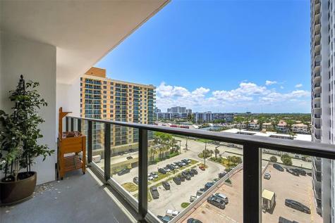 2301 S Ocean Drive Hollywood FL 33019