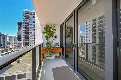 2301 S Ocean Drive Hollywood FL 33019