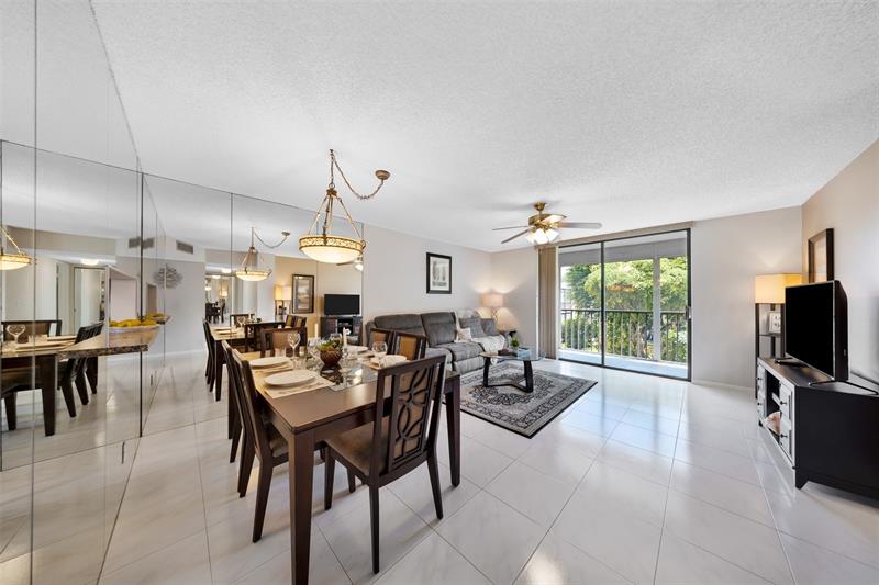 5250 Las Verdes Circle Delray Beach FL 33484