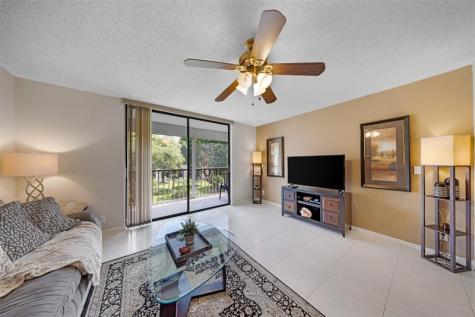 5250 Las Verdes Circle Delray Beach FL 33484