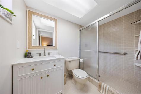 5250 Las Verdes Circle Delray Beach FL 33484