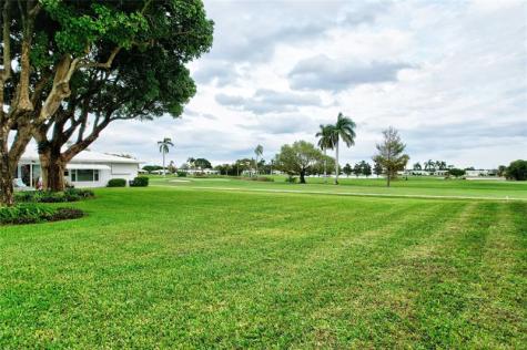 300 SW Golfview Terrace Boynton Beach FL 33426