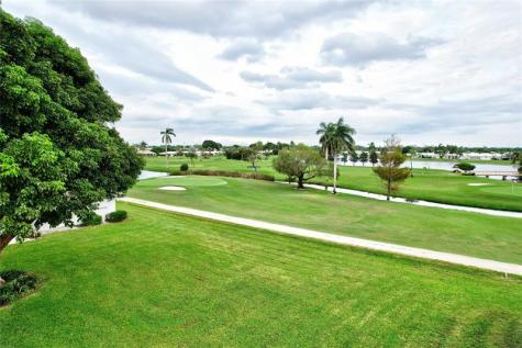 300 SW Golfview Terrace Boynton Beach FL 33426
