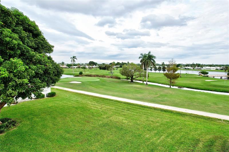 300 SW Golfview Terrace Boynton Beach FL 33426