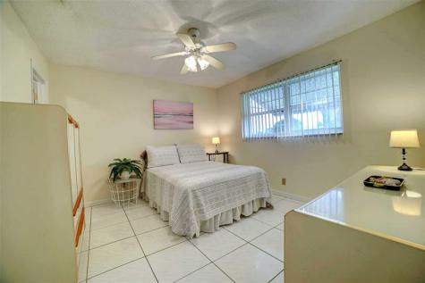 300 SW Golfview Terrace Boynton Beach FL 33426