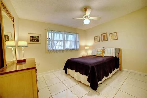 300 SW Golfview Terrace Boynton Beach FL 33426