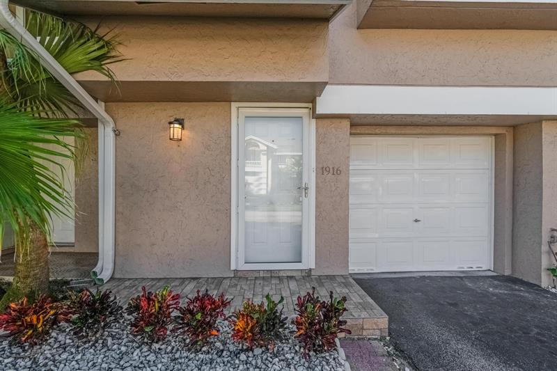 1916 Discovery Circle E Deerfield Beach FL 33442