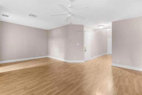 1916 Discovery Circle E Deerfield Beach FL 33442