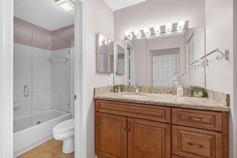 1916 Discovery Circle E Deerfield Beach FL 33442