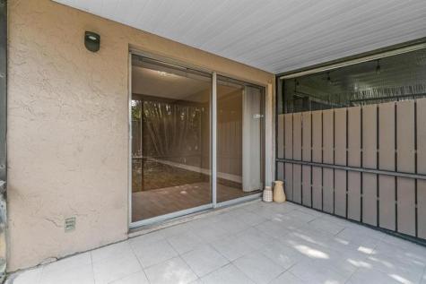 1916 Discovery Circle E Deerfield Beach FL 33442