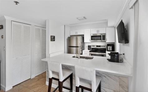 245 Riviera Circle Weston FL 33326