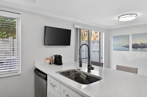 245 Riviera Circle Weston FL 33326