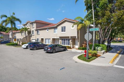 245 Riviera Circle Weston FL 33326
