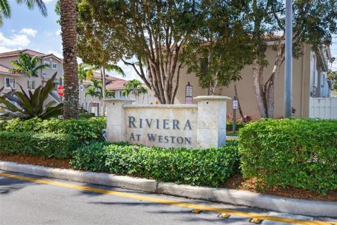 245 Riviera Circle Weston FL 33326