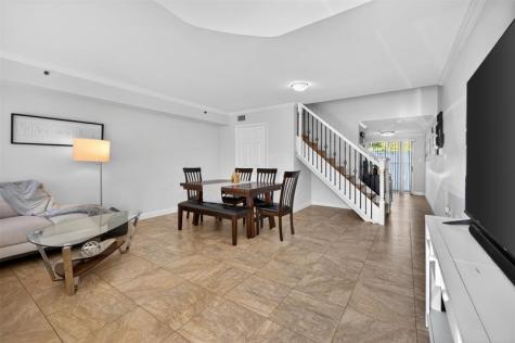 245 Riviera Circle Weston FL 33326