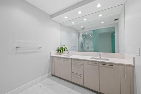 100 E Las Olas Boulevard Fort Lauderdale FL 33301