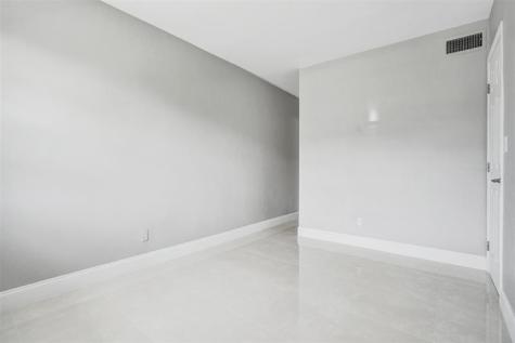 701 Pine Drive Pompano Beach FL 33060