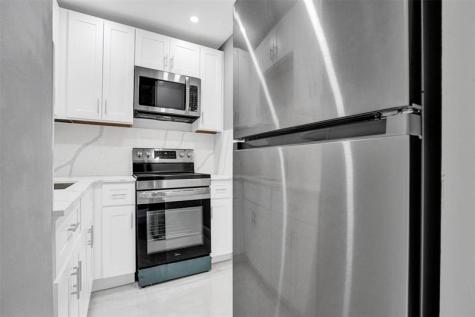 701 Pine Drive Pompano Beach FL 33060