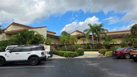 8751 Holly Court Tamarac FL 33321