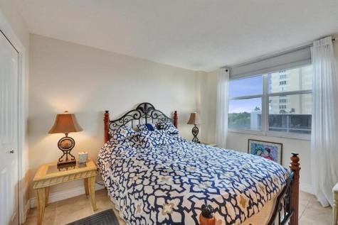 2000 S Ocean Boulevard Lauderdale By The Sea FL 33062