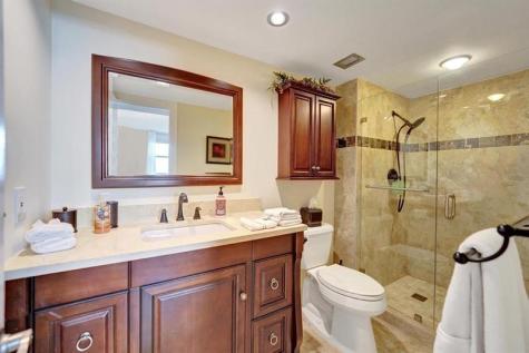 2000 S Ocean Boulevard Lauderdale By The Sea FL 33062