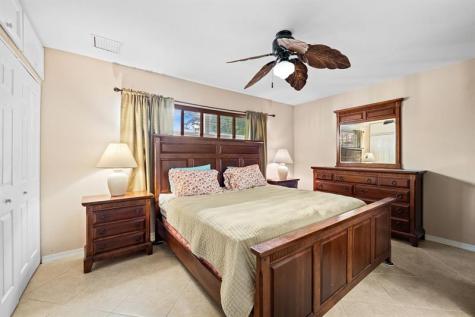 5151 W Oakland Park Boulevard Lauderdale Lakes FL 33313