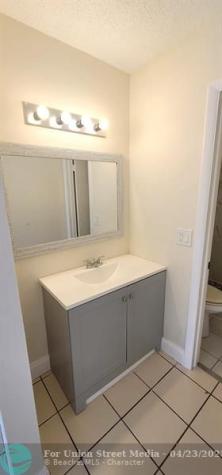 4401 Treehouse Lane Fort Lauderdale FL 33319