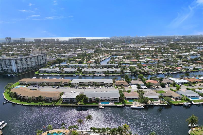 711 SE 7th Avenue Pompano Beach FL 33060