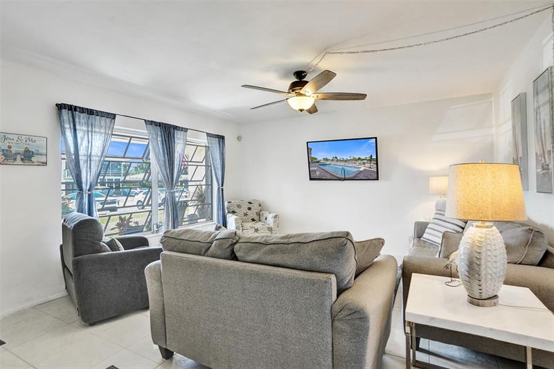 711 SE 7th Avenue Pompano Beach FL 33060