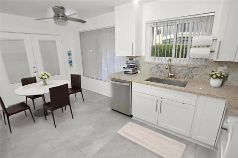 3409 Jog Park Drive Greenacres FL 33467