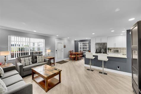 964 Normandy Trail Delray Beach FL 33484