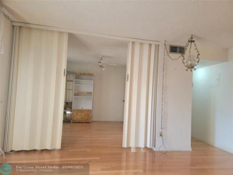 8120 SW 24th Street North Lauderdale FL 33068