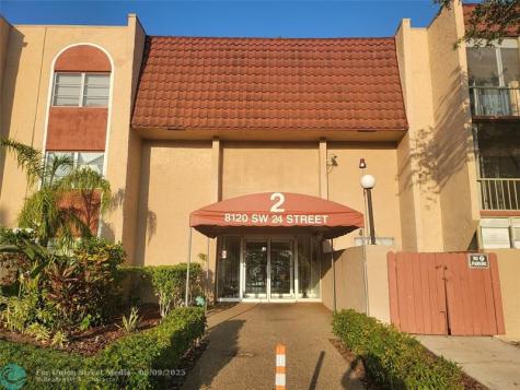 8120 SW 24th Street North Lauderdale FL 33068