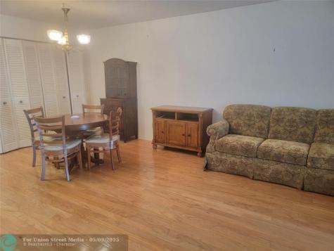 8120 SW 24th Street North Lauderdale FL 33068