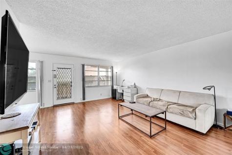 1901 Bermuda Circle Coconut Creek FL 33066