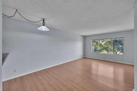 906 Twin Lakes Drive Coral Springs FL 33071