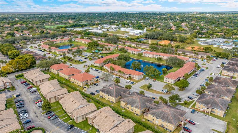 906 Twin Lakes Drive Coral Springs FL 33071