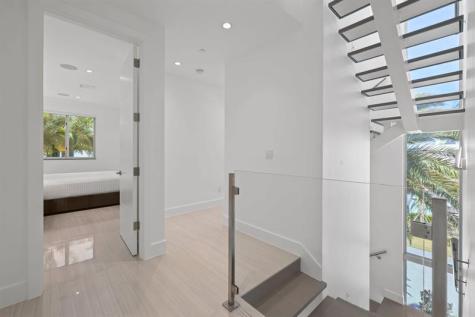 238 Shore Court Lauderdale By The Sea FL 33308