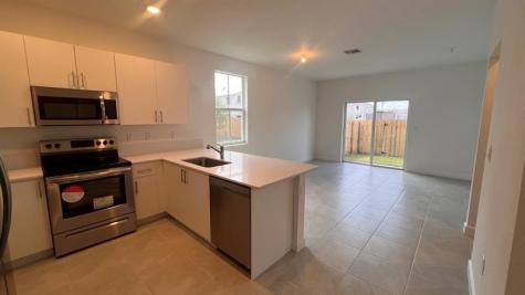 11960 NW 47 Manor Coral Springs FL 33065