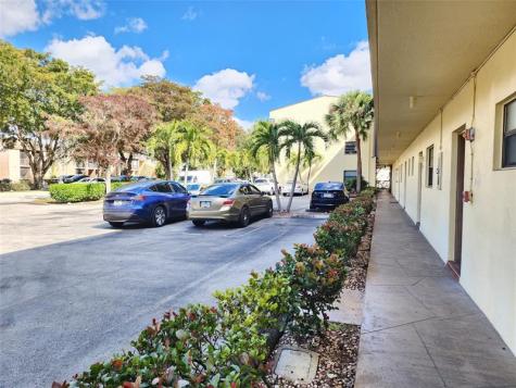 9150 NW 38th Drive Coral Springs FL 33065