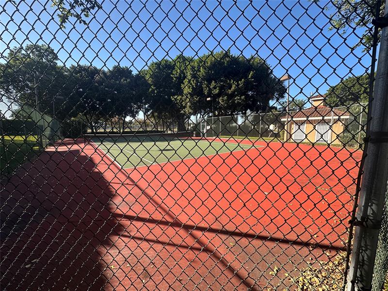 729 NW 91st Terrace Plantation FL 33324