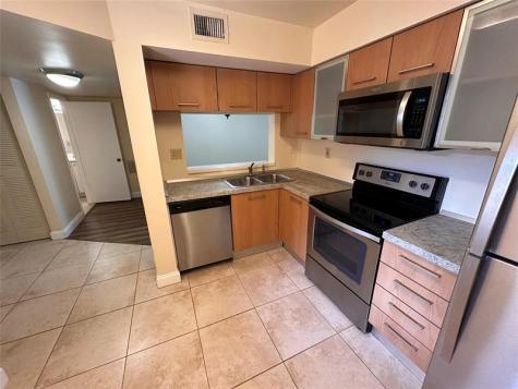 729 NW 91st Terrace Plantation FL 33324