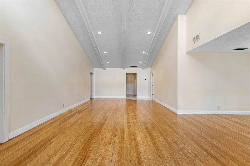 6157 Old Court Road Boca Raton FL 33433