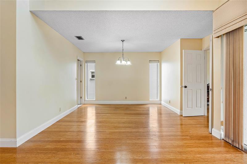 6157 Old Court Road Boca Raton FL 33433