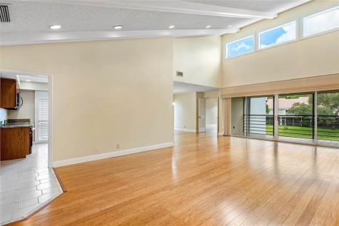 6157 Old Court Road Boca Raton FL 33433