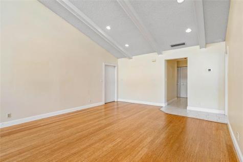 6157 Old Court Road Boca Raton FL 33433