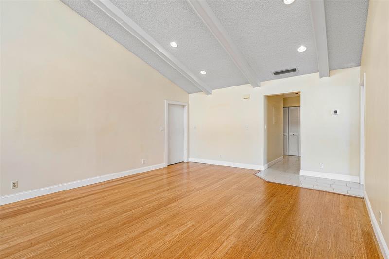 6157 Old Court Road Boca Raton FL 33433