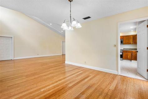 6157 Old Court Road Boca Raton FL 33433